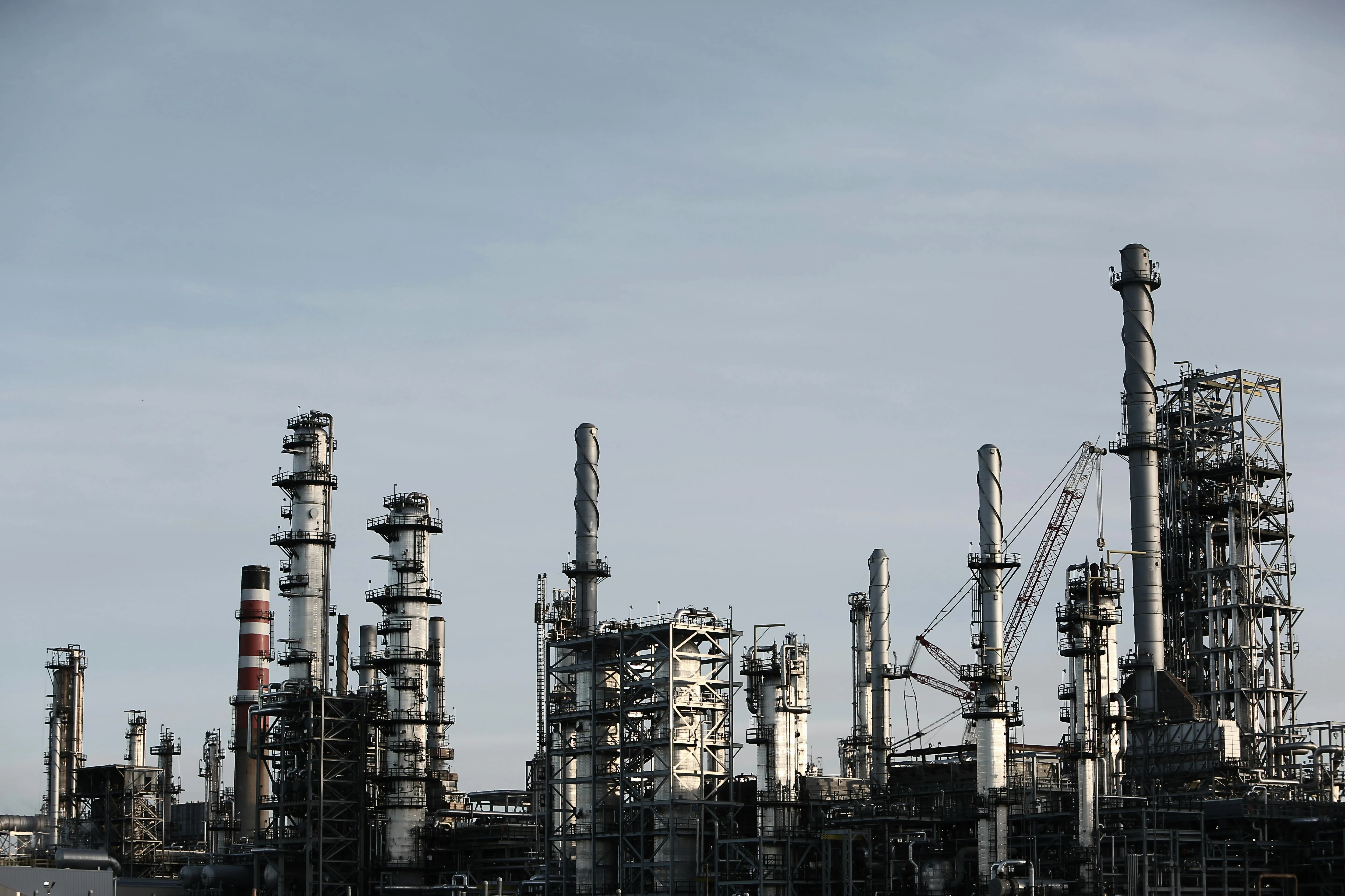 Industrial refinery and petrochemical plant
